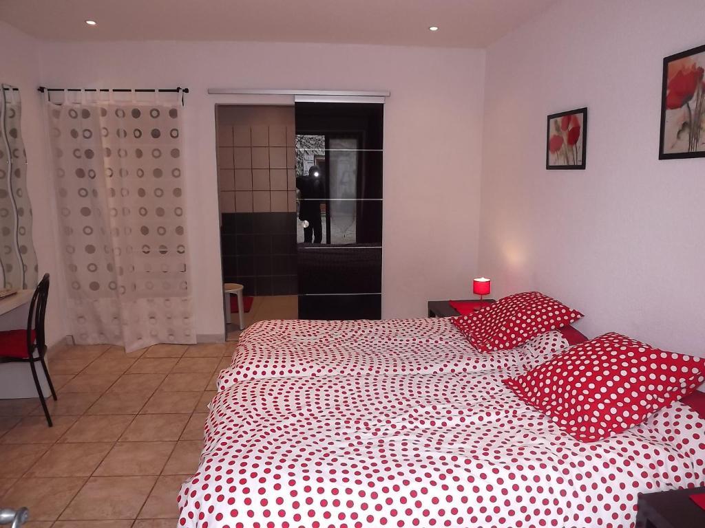 Chambres D'Hotes- Le Pre Aux Anes Albon Phòng bức ảnh